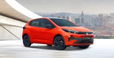 Tata Motors in trouble? PV shares fall 7 percent as JLR posts steep quarterly decline