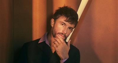 'I felt scared and alone': Gay icon Jonathan Bailey opens up about brutal school bullying over his sexuality