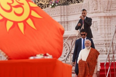 No rope, no remote! PM Modi hoists Ram Mandir flag with a never-seen-before mechanism — here’s what happened!
