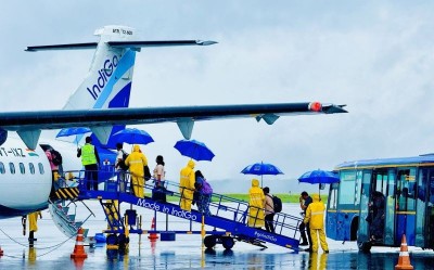 IndiGo chaos deepens! 500 flights grounded as DGCA targets CEO and passengers face nationwide meltdown