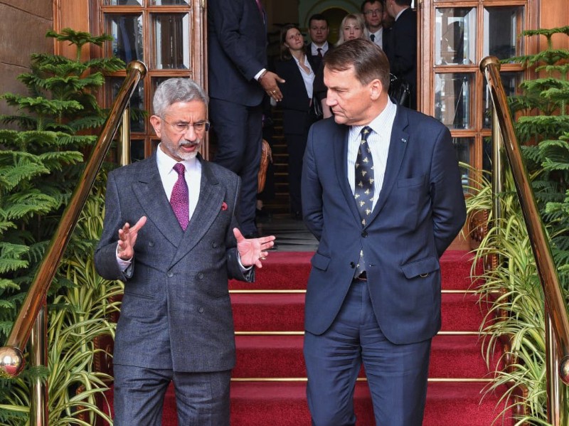 Jaishankar flags unfair pressure over Russia ties, warns Poland against any support to Pakistan.