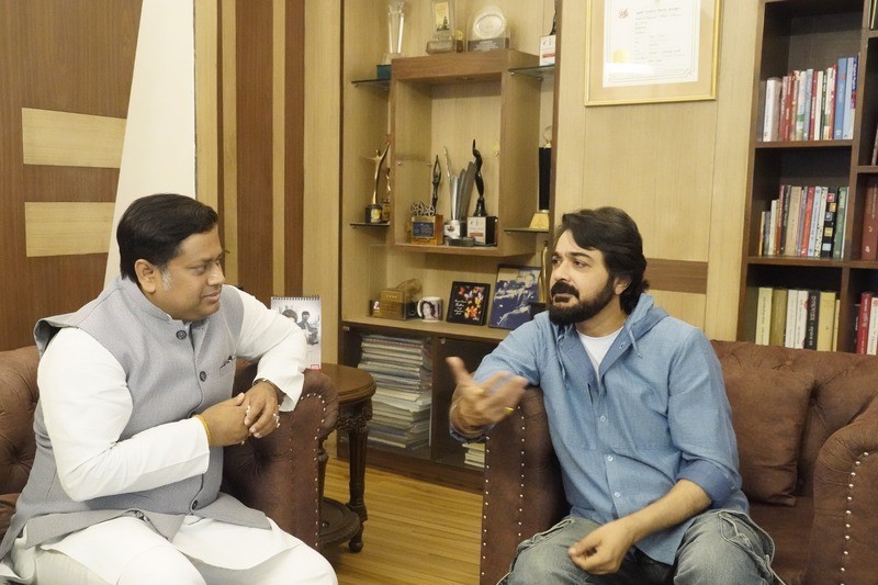 In images: BJP leader Sukanta Majumdar meets Prosenjit Chatterjee
