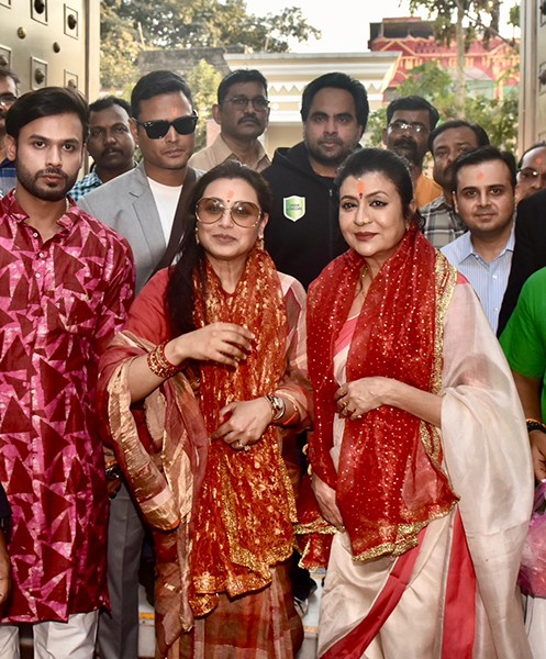 In Images: Rani Mukerji and Debashree Roy visit Kalighat Temple in Kolkata