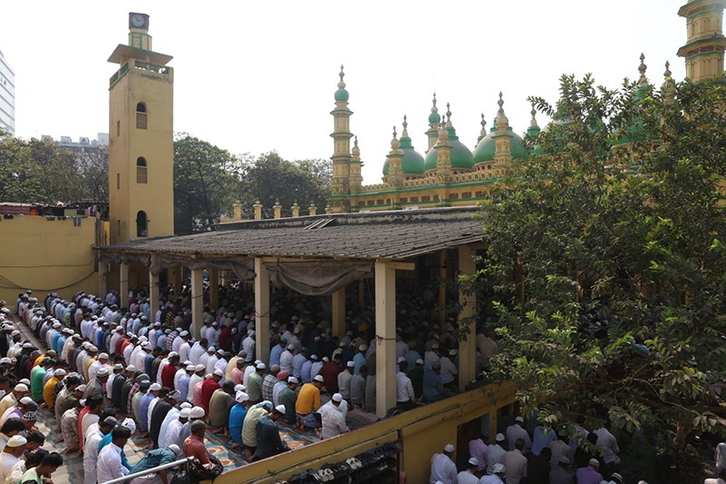 In Images: Thousands gather in Kolkata mosque on first Friday of Ramadan