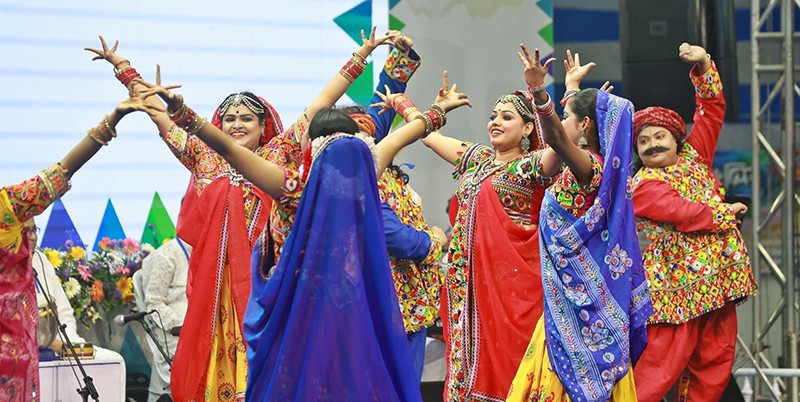 Mamata Banerjee joins grand Holi celebration in Kolkata — Watch the festive moments