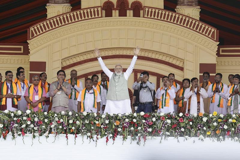 In Images: In Kolkata PM Modi launches blistering attack on TMC at Brigade rally