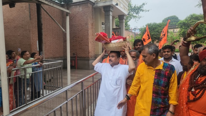 In Images: Suvendu Adhikari offers prayers at Kalighat Temple in Kolkata
