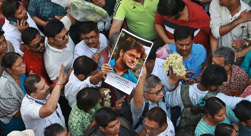 In Images: Emotional send-off for actor Rahul Arunodoy Banerjee