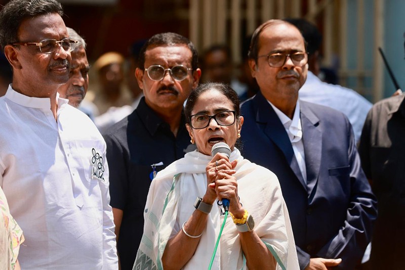 In Images: Mamata Banerjee files nomination from Bhabanipur for Bengal polls