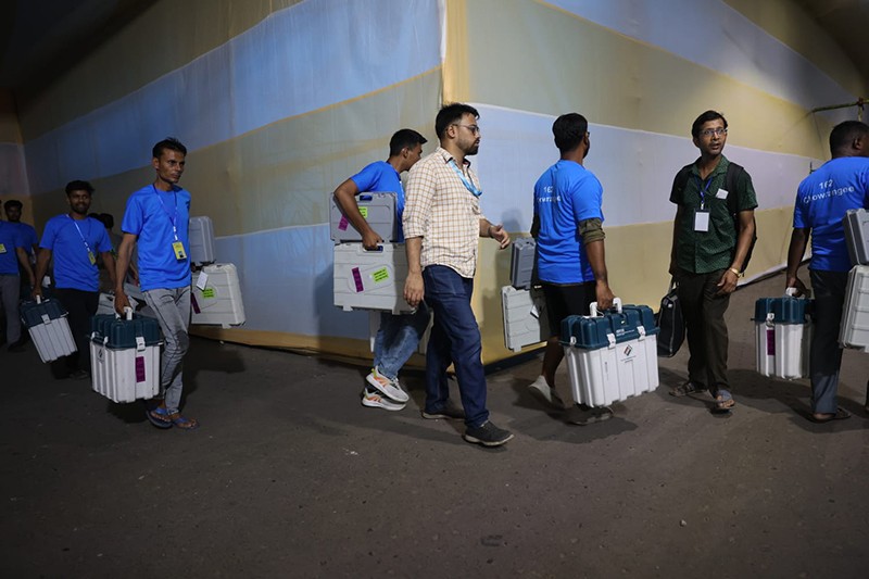 In Images: Poll preparedness peaks as VVPAT machines reach Kolkata centres ahead of final Bengal voting phase