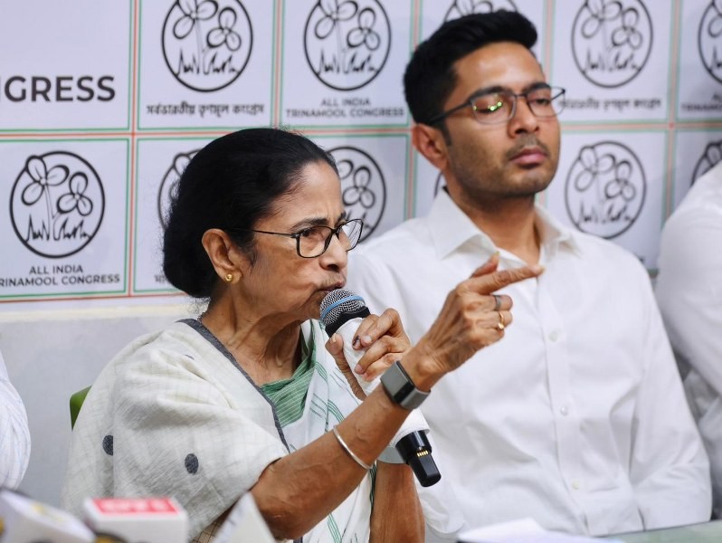 In Images: Mamata Banerjee, Abhishek Banerjee address media after Bengal poll defeat