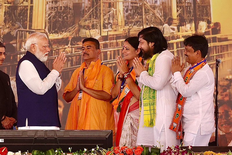 Suvendu Adhikari Takes Oath: Images Capture Bengal’s Political Power Shift