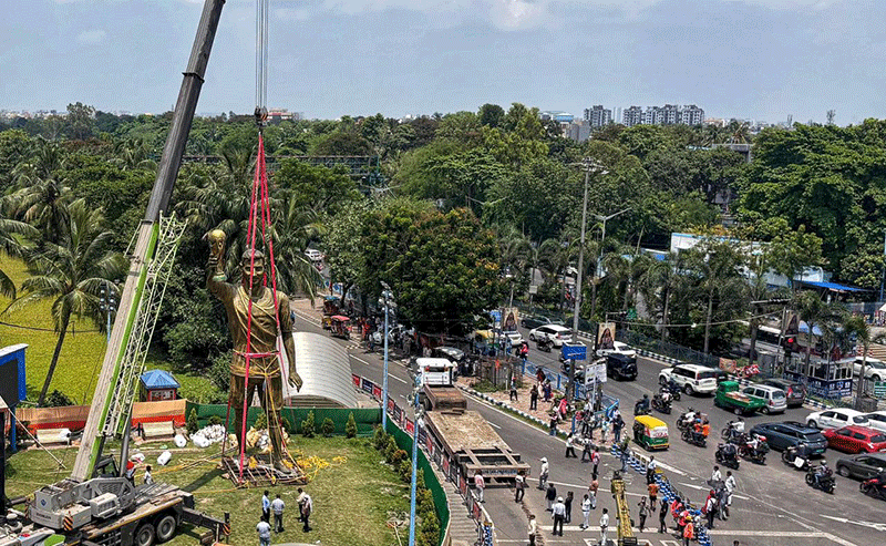 In Images: Controversial 'Messi' statue in Kolkata uninstalled