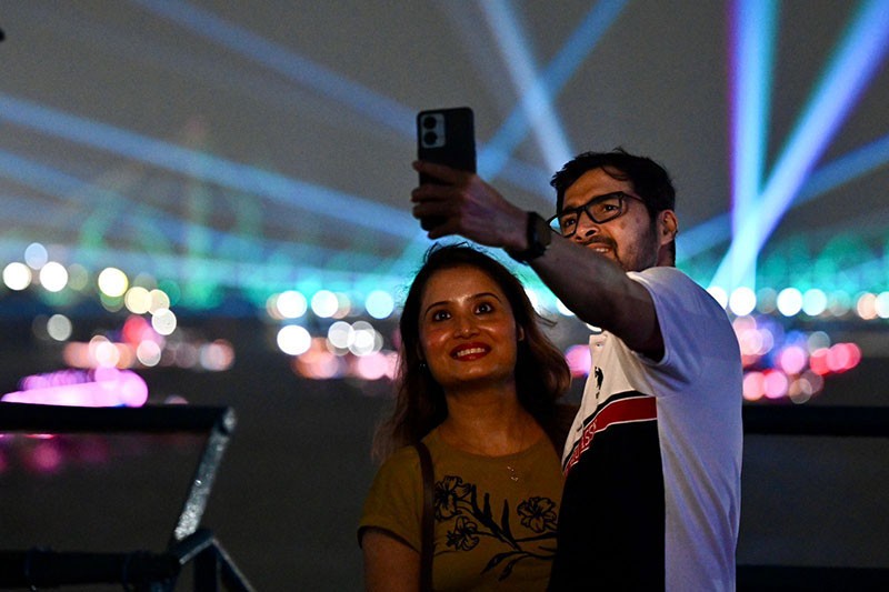 Kolkata dazzles with spectacular laser show on Howrah Bridge ahead of International Yoga Day