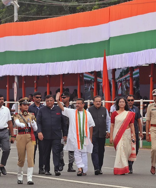 In Images: Kolkata’s Red Road comes alive with Independence Day parade, tableaux and drills