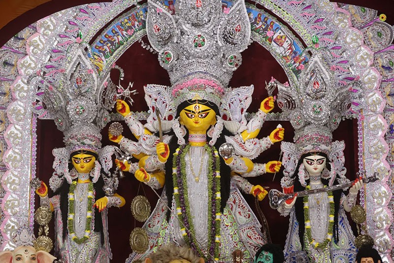Pujo Parikrama: Kolkata’s Most Spectacular Durga Puja Pandals in Pictures