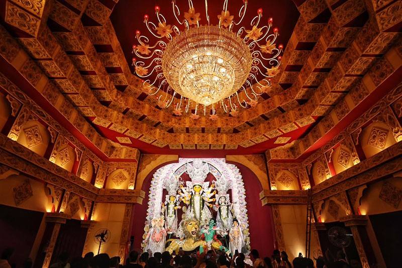 Pujo Parikrama: Kolkata’s Most Spectacular Durga Puja Pandals in Pictures