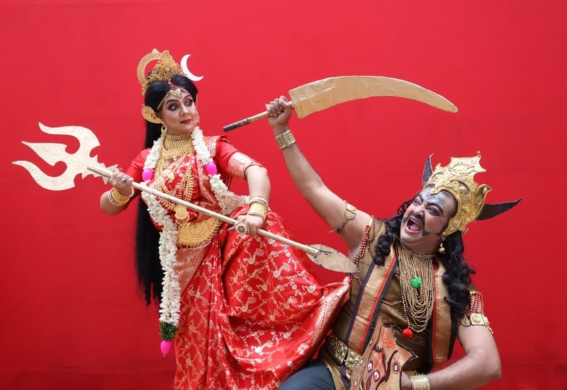 In Images: Kolkata celebrates Durga Puja with traditional dance at Indian Museum pandal