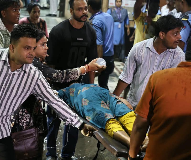 In Images: Trail Of Grief As Kolkata'S Chorbagan Durga Puja Tragedy Claims 18 Lives