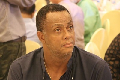 Courtney Walsh enters Zimbabwe camp — Just weeks before T20 World Cup