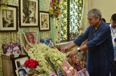 Satyajit Ray's family celebrates the legendary filmmaker's 105th birthday