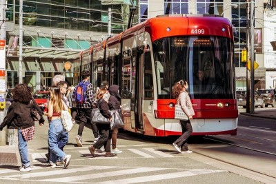 Nearly half of Canadians could cover expenses for only a month before falling into debt: Survey