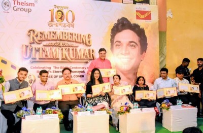 In Images: Special India Post cover released to mark Uttam Kumar’s birth centenary in Kolkata