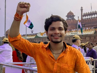 Influencer Swatantra Bhardwaj detained in UP over 'assault' on protester's father at Jantar Mantar