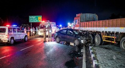 Tragedy on Kerala Highway: 8 Tamil Nadu students killed after car crashes into parked lorry
