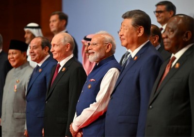 Putin, Xi flank Modi in striking BRICS photo as India hosts mega summit