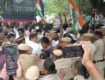 Congress takes CEC Gyanesh Kumar protest nationwide, workers detained, water cannons used