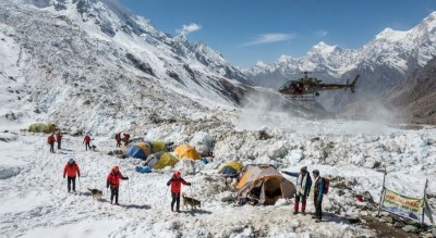 Nepal: Avalanche strikes Himlung Himal base camp, 10 feared missing