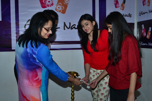 Glam Nails launched in Kolkata mall