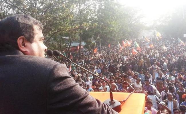 Nitin Gadkari participates in anti-corruption rally in Kolkata