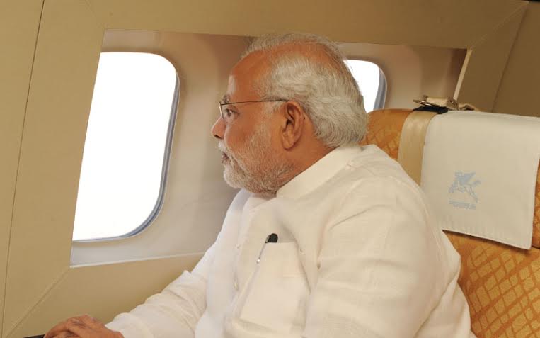 PM visits Hudhud-hit Visakhapatnam