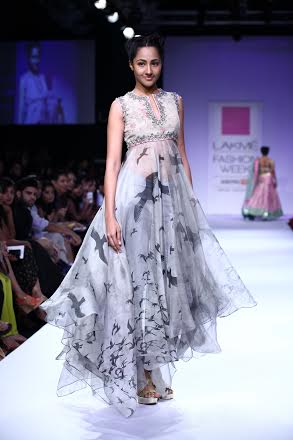Nargis Fakhri walks for Anushree Reddy at Lakme Fashion Week