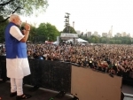 Modi reaches out to youths at New York rock concert 