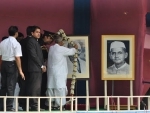 Pranab Mukherjee paying floral tributes to Mahatma Gandhi