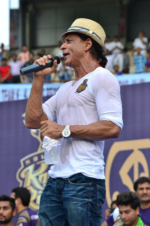 Eden felicitates SRK, KKR