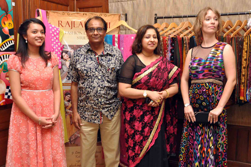 Designer Rajlakshmi hosts fashion evening in Kolkata