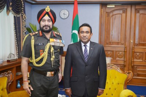 Bikram Singh meets Maldives Prez