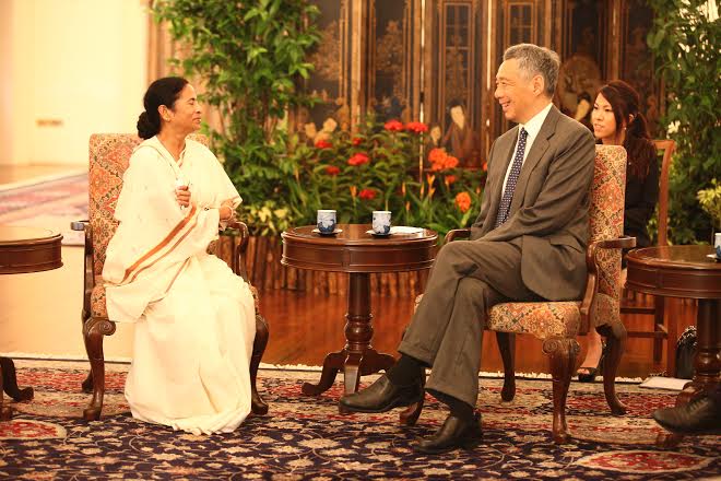 Mamata meets Singapore PM Lee Hsien Loong