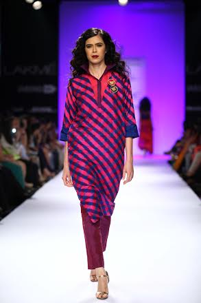 Designer Shruti Sancheti showcases collection at LFW