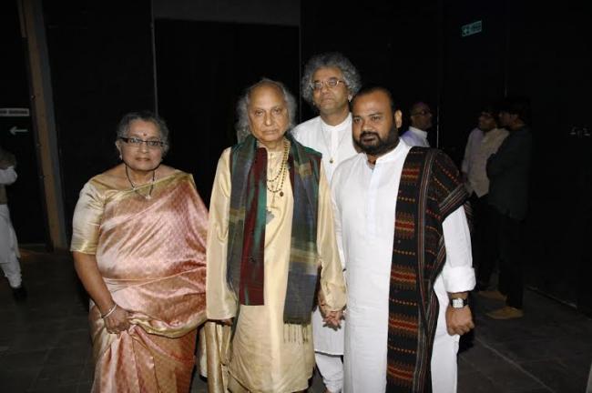 Indian classical music Moguls peform at Art And Artistes' event 