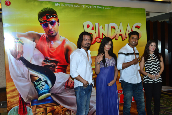 Dev unveils first look of 'Bindaas'