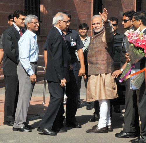 Shri Narendra Modi with the Prime Minister of Pakistan