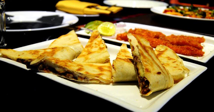 Kolkata restaurant introduces international grilled flavours