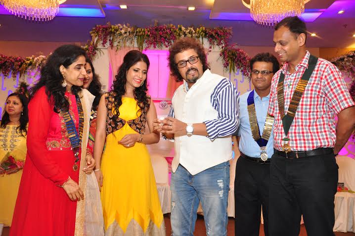 Bikram Ghosh, Richa Sharma attends Diwali Mela in Kolkata