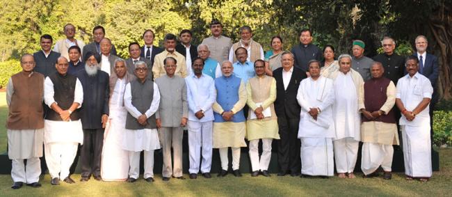 PM Modi meets CMs over Planning Commission