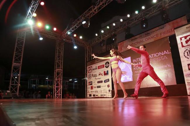 Kolkatans groove to Latino numbers at dance fiesta 